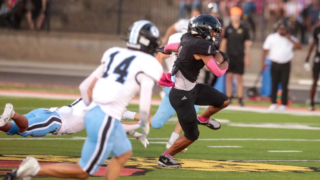 Lawrence High football vs. Shawnee MIssion East, Week 5-11