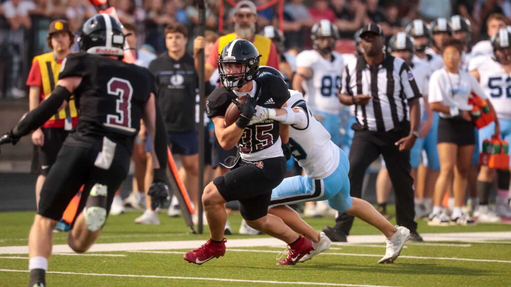 Lawrence High football vs. Shawnee MIssion East, Week 5-15