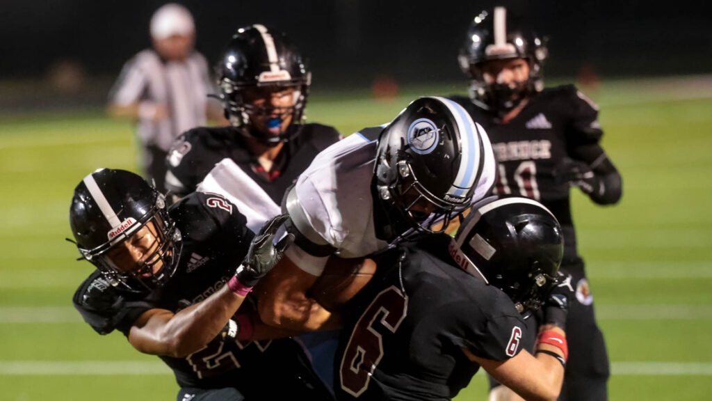 Lawrence High football vs. Shawnee MIssion East, Week 5-41